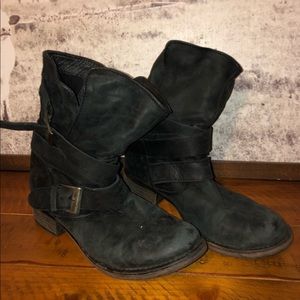 STEVE MADDEN BOOTS